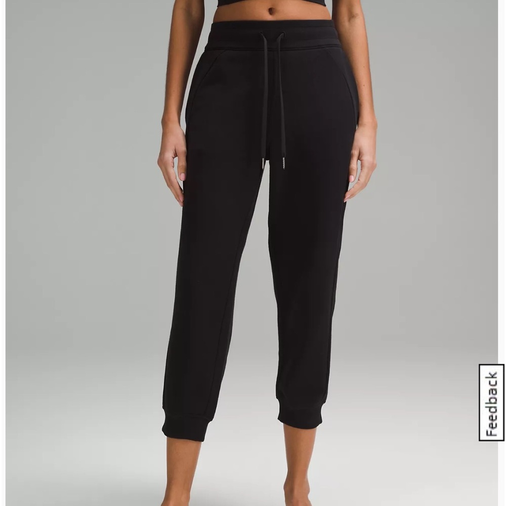 Lululemon Scuba High-Rise Cropped Jogger
